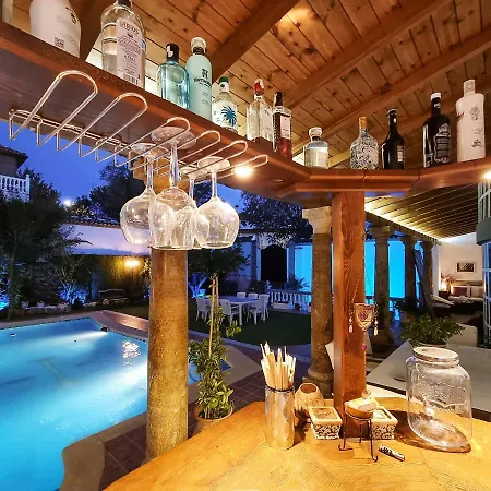 Вилла Casa De Amigos La Latina Con Piscina, Chimenea Y Barbacoa Ильора