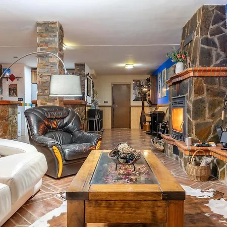 Вилла Casa De Amigos La Latina Con Piscina, Chimenea Y Barbacoa Ильора